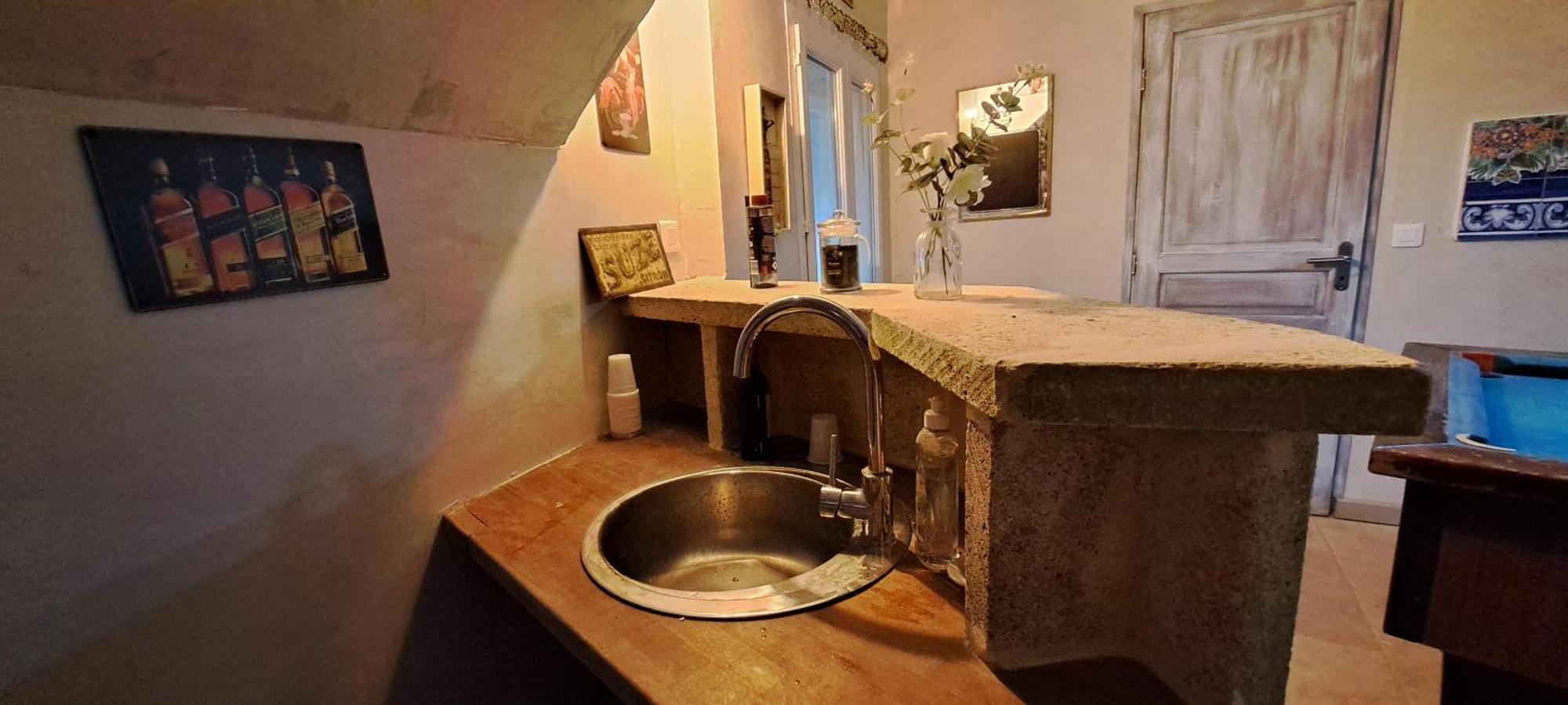 Chez Maxime Apartment Fraissinet-de-Fourques Ngoại thất bức ảnh